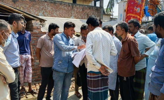 রাজশাহীতে মন্দিরের জমি গিলে খাওয়ার চেষ্টা, প্রশাসনের হাতুড়ি আঘাত