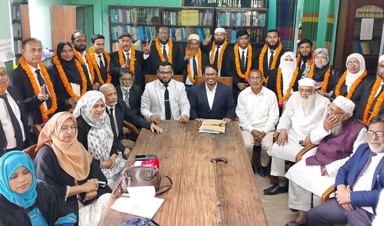 চাঁদপুর জেলা আইনজীবী সমিতির নির্বাচন, বিনা প্রতিদ্বন্দ্বিতায় জয়ী