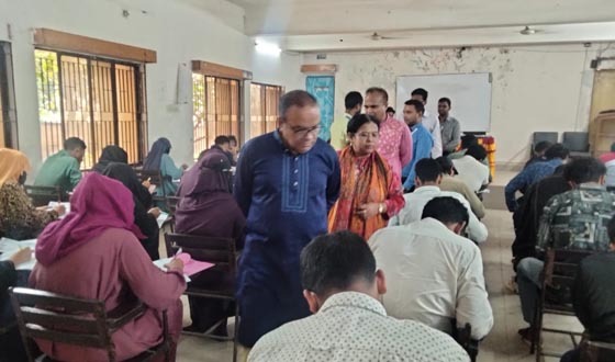 টাঙ্গাইলে ফ্রিল্যান্সিং প্রশিক্ষণ ভর্তি পরীক্ষা অনুষ্ঠিত