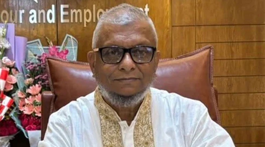 ভিসা ও ফ্লাইট বাতিল হওয়া প্রবাসীদের সহায়তার আশ্বাস প্রবাসীকল্যাণমন্ত্রীর