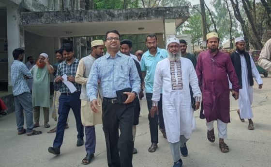 ভূরুঙ্গামারী  স্বাস্থ্য কমপ্লেক্স  পরিদর্শনে এমপি আনোয়ারুল