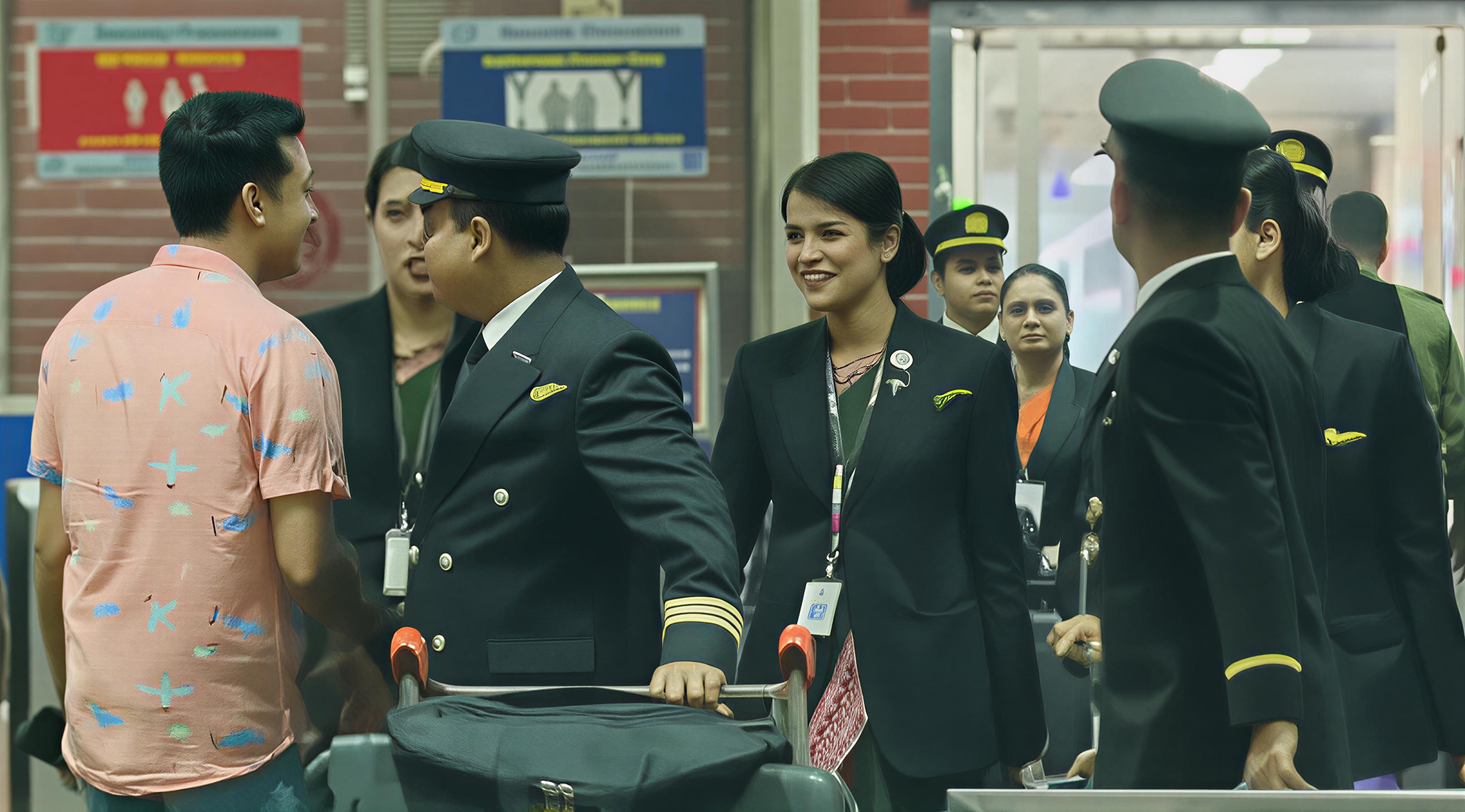 মধ্যপ্রাচ্য সংঘাত: দোহায় আটকে থাকা বিমানের ১২ ক্রু দেশে ফিরলেন