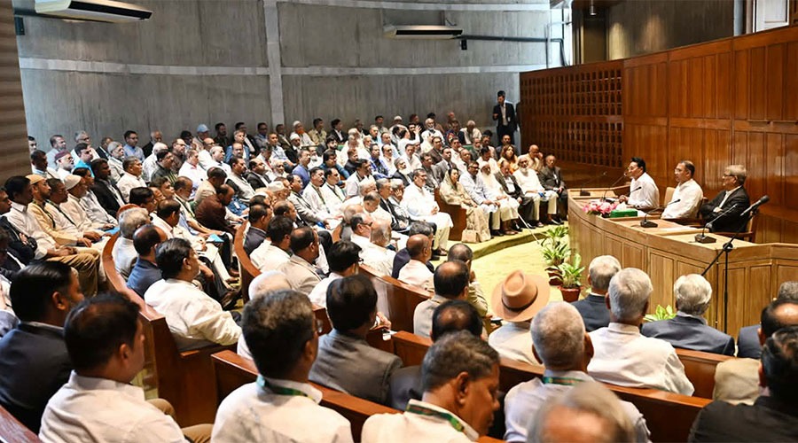 সংসদীয় দলের বৈঠক চলছে বিএনপির