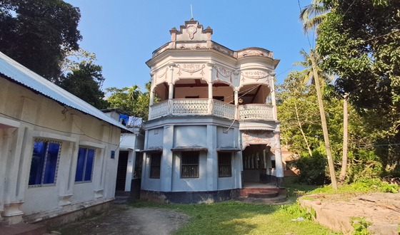 কালের সাক্ষী চাঁদপুর হরিপুর জমিদার বাড়ি