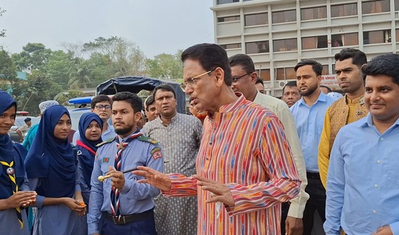 শিক্ষার্থীদের রাস্তায় দাঁড় করিয়ে শুভেচ্ছা জানানো নিষিদ্ধ: শিক্ষামন্ত্রী