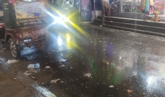 রাজারহাটে হঠাৎ শিলাবৃষ্টি, ফসল নিয়ে শঙ্কায় কৃষক