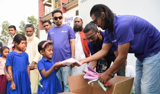 এই ঈদে সুবিধাবঞ্চিত শিশুদের জন্য রিয়েলমির বিশেষ আয়োজন ‘ঈদের হাসি’
