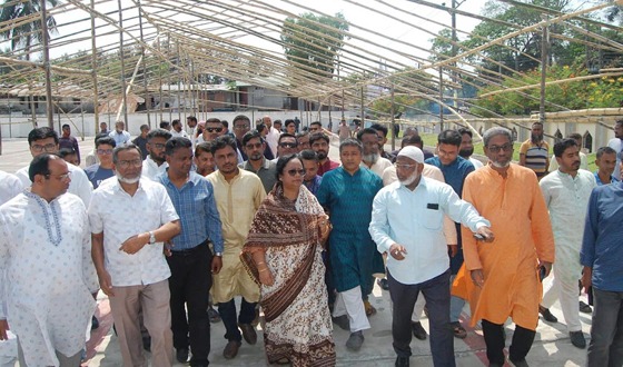 বরিশালে সকাল আটটায় ঈদের প্রধান জামাত