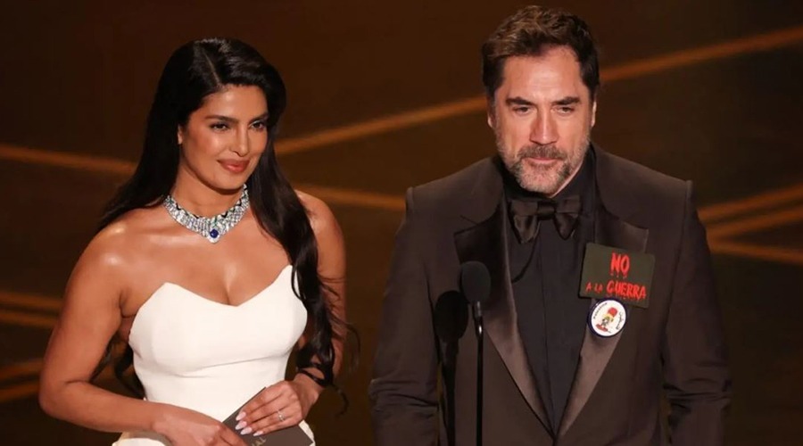 ফিলিস্তিন ইস্যুতে তীব্র বিতর্কে মুখে পড়লেন প্রিয়াঙ্কা