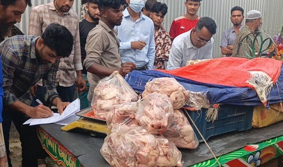 শ্রীবরদীতে মানহীন মুরগির মাংস বিক্রির অপরাধে বিক্রেতাকে জরিমানা