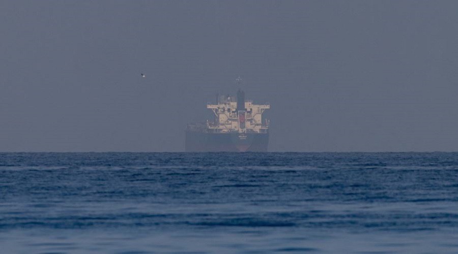 হরমুজ প্রণালী ও পারস্য উপসাগর অবরোধের হুমকি ইরানের