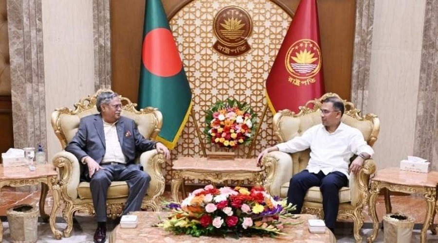 বঙ্গভবনে রাষ্ট্রপতির সঙ্গে প্রধানমন্ত্রীর প্রথম সাক্ষাৎ