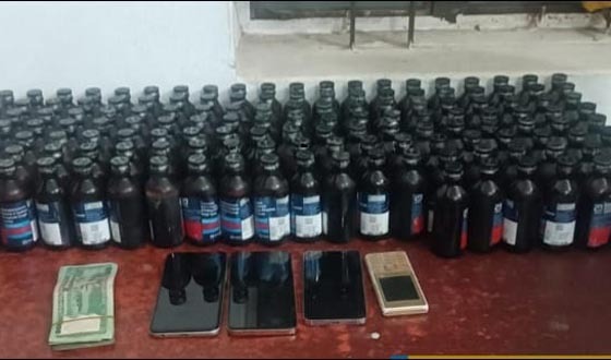 তানোরে ১৪৬ বোতল ফেনসিডিলসহ তিনজন গ্রেপ্তার