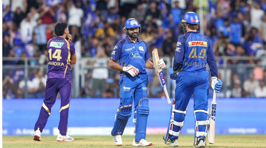 ১৩ মৌসুম পর প্রথম ম্যাচেই জয়, রোহিত-রিকেলটনের ঝড়