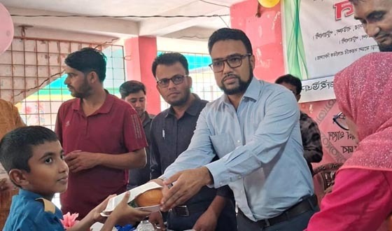 বাউফলে স্কুল ফিডিং কার্যক্রম উদ্বোধন
